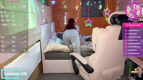 Queen of Pain online show from 02-17-25, 09:56