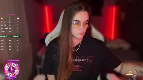 Queen of Pain online show from 12-17-25, 12:05