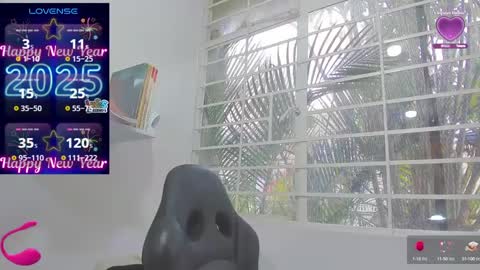 psique_naughty2 online show from 01-08-25, 06:41