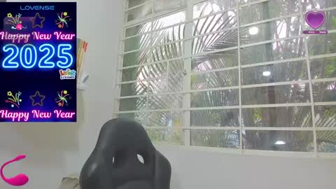 psique_naughty2 online show from 01-09-25, 12:30
