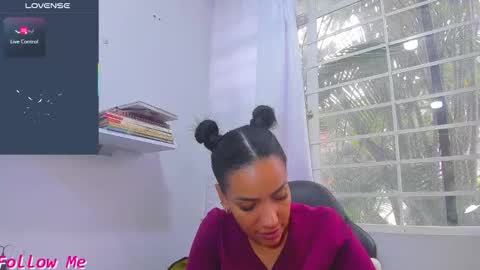 psique_naughty2 online show from 10-31-25, 06:09