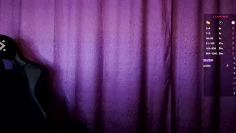 LUCY -----    online show from 11-18-25, 04:22