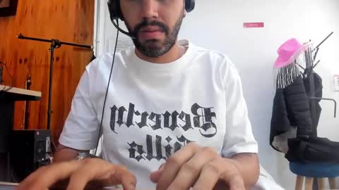 Diego online show from 03-01-25, 05:05