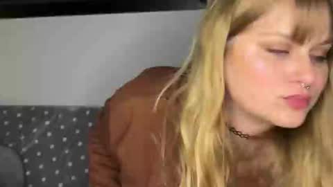 Bunny online show from 10-26-25, 05:57