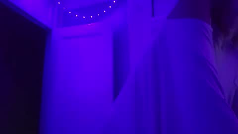 puddled_wonderland online show from 09-22-25, 02:24