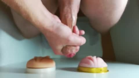 Snapshot of pude90 chatting on 09-12-25, 05:29 PuDe90 online show from 09-12-25, 05:29