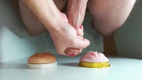 Snapshot of pude90 chatting on 10-06-25, 05:38 PuDe90 online show from 10-06-25, 05:38