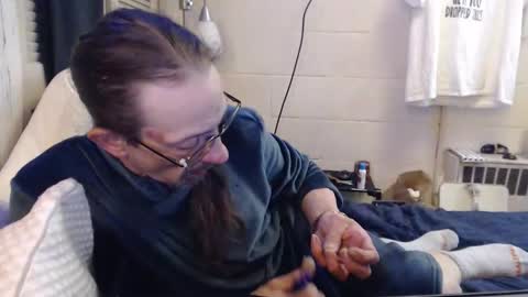 Snapshot of puff0169 chatting on 03-19-26, 03:21 puff0169 online show from 03-19-26, 03:21