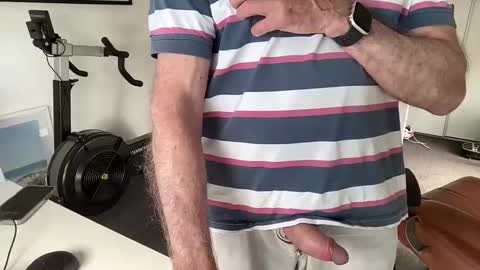 puffiest online show from 01-01-25, 10:46