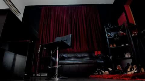 MissPuffyLove online show from 12-21-24, 08:32