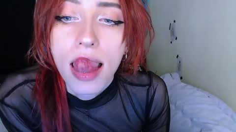 Snapshot of pufpufog chatting on 04-09-26, 05:40 EsteticHouse online show from 04-09-26, 05:40