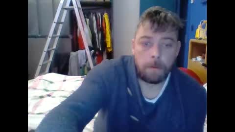Snapshot of pug2222 chatting on 01-08-25, 01:41 pug2222 online show from 01-08-25, 01:41