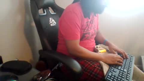 puhcwhisperer online show from 12-20-24, 10:00