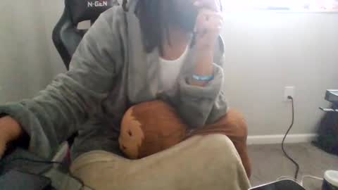 puhcwhisperer online show from 01-24-25, 04:49