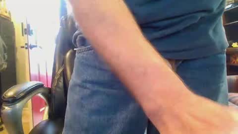 pulltoy1 online show from 01-04-25, 04:11