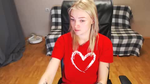 Polly online show from 01-11-25, 12:07