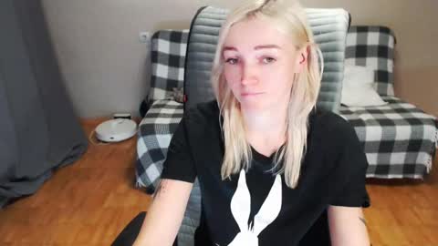 Polly online show from 01-16-26, 02:10