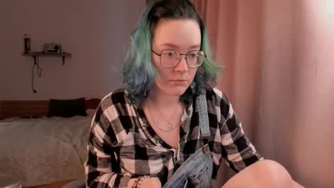 Alisa  lack of vitamin D  online show from 11-25-25, 08:36