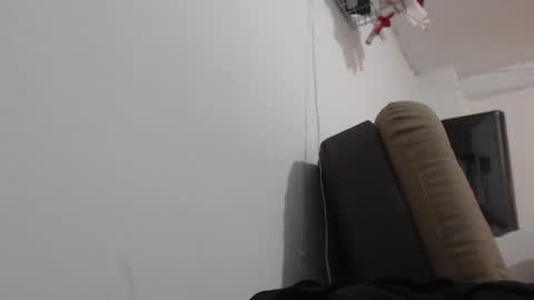 Snapshot of pummpummm chatting on 11-05-25, 11:43 pummpummm online show from 11-05-25, 11:43