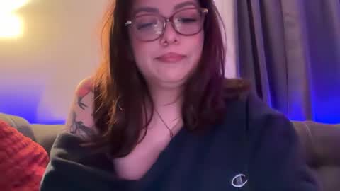 Pumpkin bunny online show from 11-22-25, 02:43