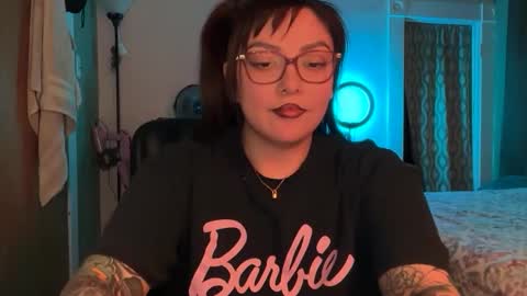 Pumpkin bunny online show from 11-25-25, 01:49