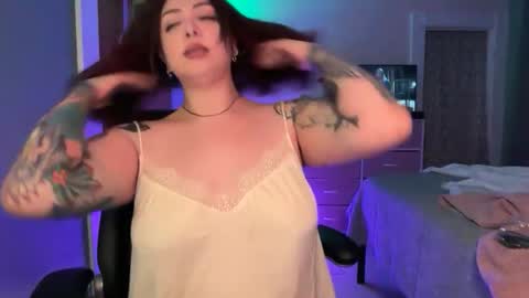 Pumpkin bunny online show from 05-19-26, 02:29