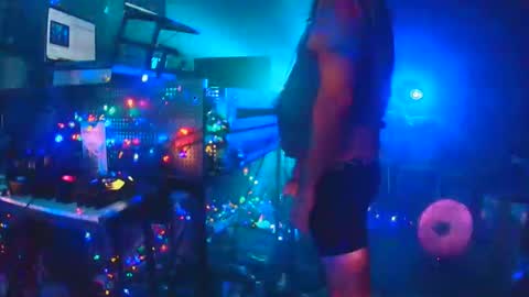 punkrunr083 online show from 05-03-26, 09:48