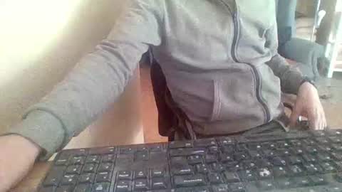 pup_y online show from 03-18-26, 10:07