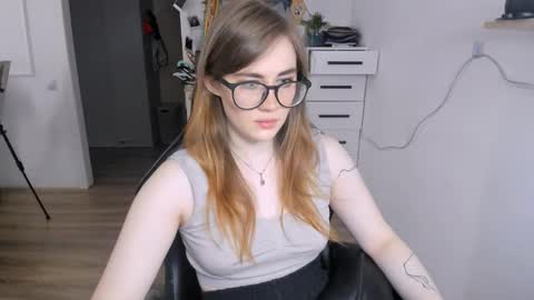 I am Mila online show from 09-11-25, 09:20