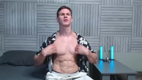 Snapshot of puremenshape chatting on 06-27-26, 01:50 puremenshape online show from 06-27-26, 01:50