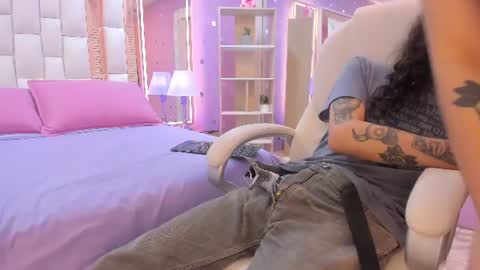Experienced guys  online show from 06-23-26, 07:56