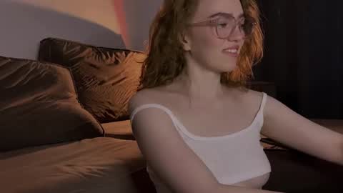 Marie online show from 03-08-25, 03:24