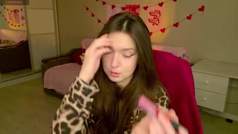 Bella online show from 11-27-25, 05:42