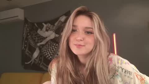 Bella online show from 05-08-26, 04:01