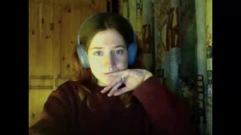 Snapshot of purple_cat55 chatting on 02-14-25, 05:03 purple_cat55 online show from 02-14-25, 05:03