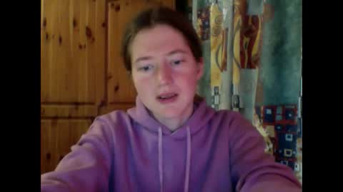 Snapshot of purple_cat55 chatting on 09-19-25, 10:27 purple_cat55 online show from 09-19-25, 10:27