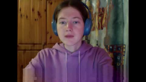 Snapshot of purple_cat55 chatting on 09-21-25, 05:20 purple_cat55 online show from 09-21-25, 05:20