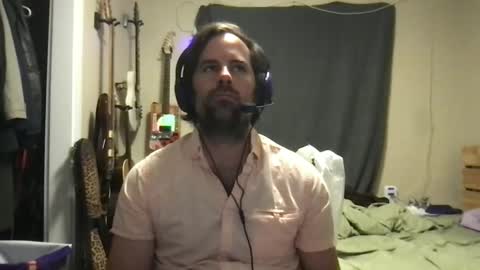 Purple online show from 09-25-25, 06:17