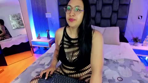 Karol online show from 05-09-26, 03:23