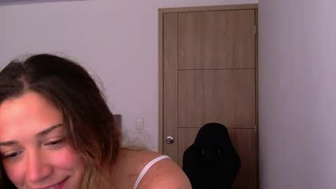 Lizzy online show from 07-10-26, 02:19