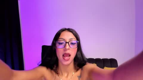 Snapshot of purplemegan chatting on 03-27-26, 03:01 MEGANNNN online show from 03-27-26, 03:01