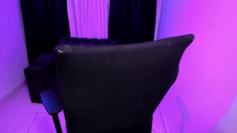 Snapshot of purplemegan chatting on 04-16-26, 02:56 MEGANNNN online show from 04-16-26, 02:56