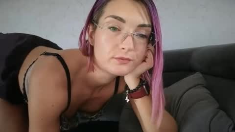 Snapshot of purplerainn69 chatting on 09-13-25, 01:22 PurpleRainn69 Dina online show from 09-13-25, 01:22