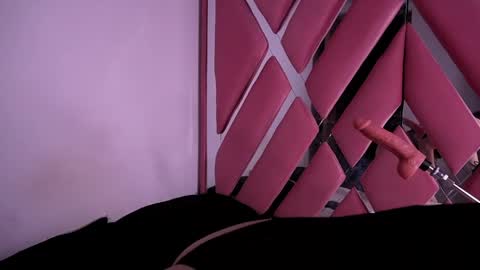 Alynn online show from 03-25-26, 03:12