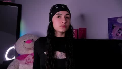 Alynn online show from 07-07-26, 12:24