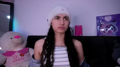 Alynn online show from 07-11-26, 04:04