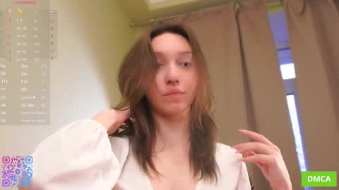 Snapshot of purssophie chatting on 11-08-25, 05:18 Sophie Fav patterns 99199444press my buttons see what happens online show from 11-08-25, 05:18