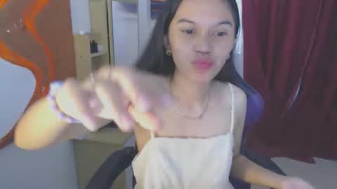 Snapshot of pussiswet_xx chatting on 03-29-26, 02:06 jessy online show from 03-29-26, 02:06