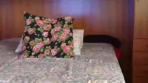 Snapshot of pussy_boom4u chatting on 12-16-24, 12:16 Mary online show from 12-16-24, 12:16