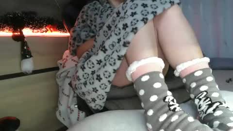 Lara online show from 12-02-24, 03:47
